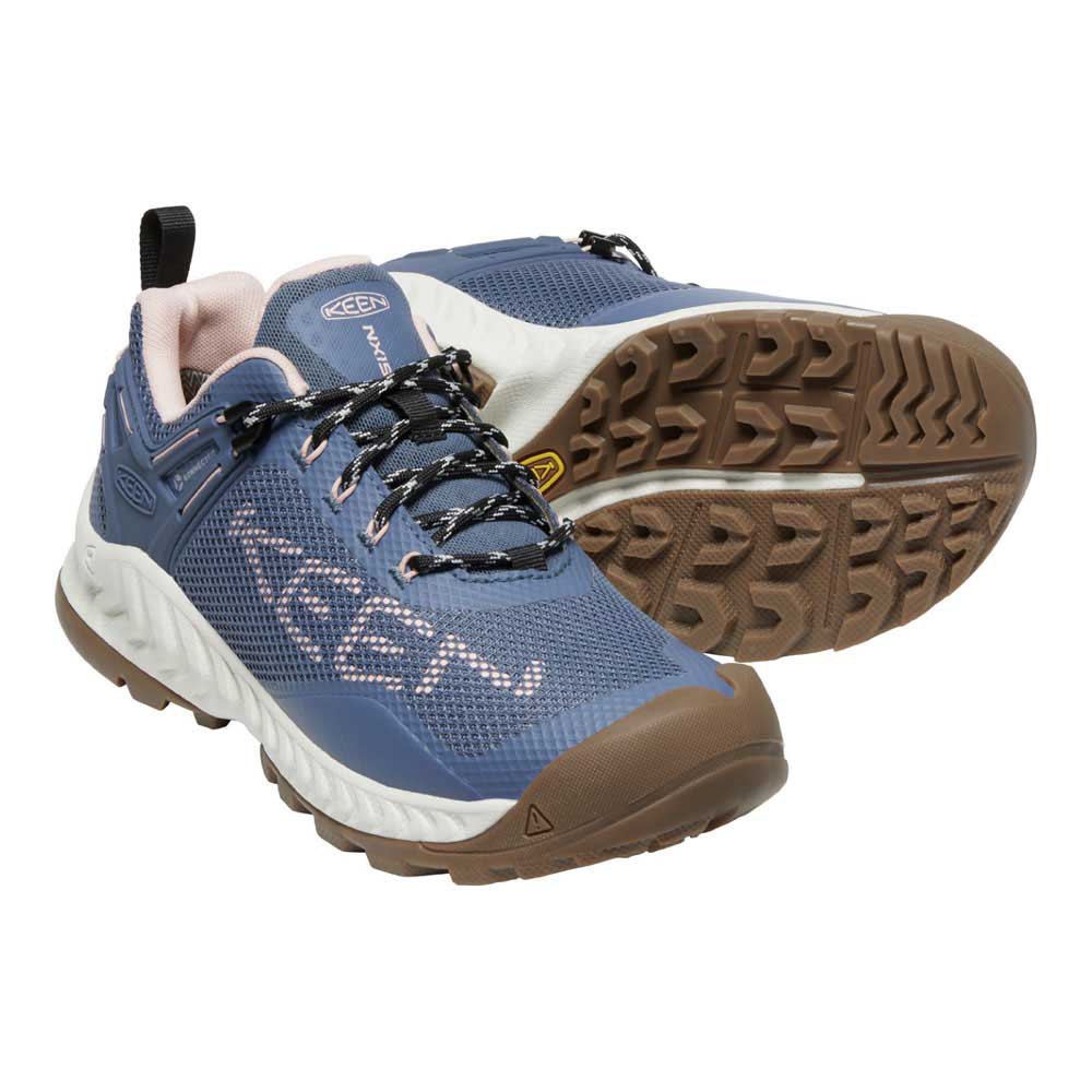 keen hiking shoes women