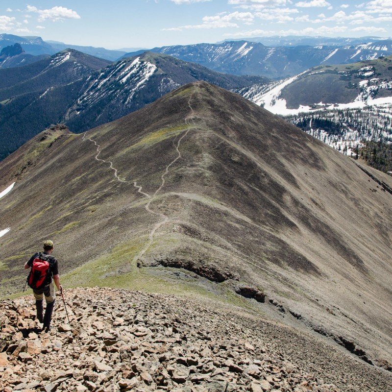 yellowstone hiking trails